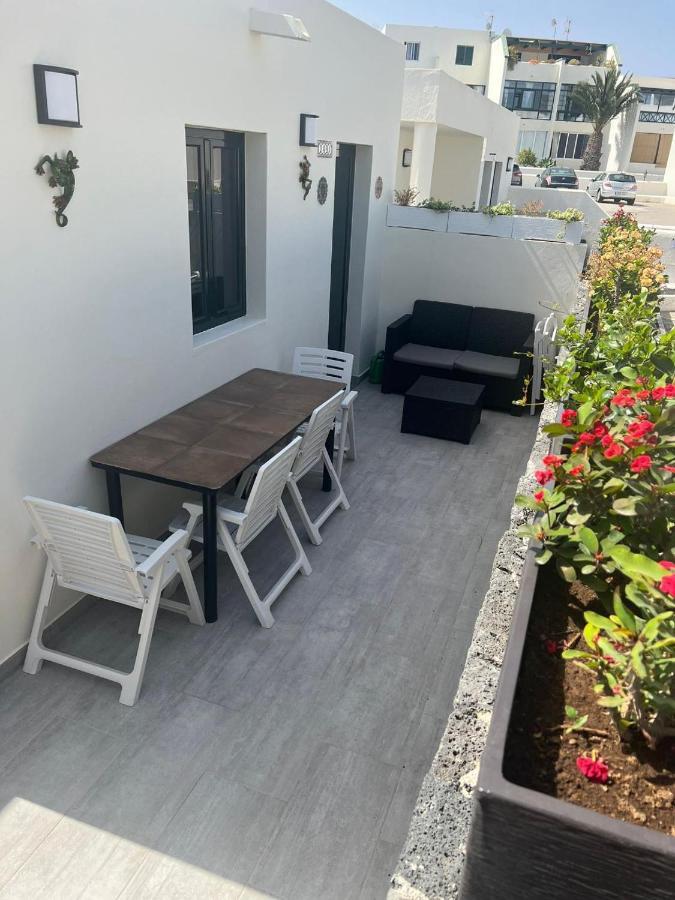 Luxury Casa Playa Roca Bord De Mer Costa Teguise Εξωτερικό φωτογραφία